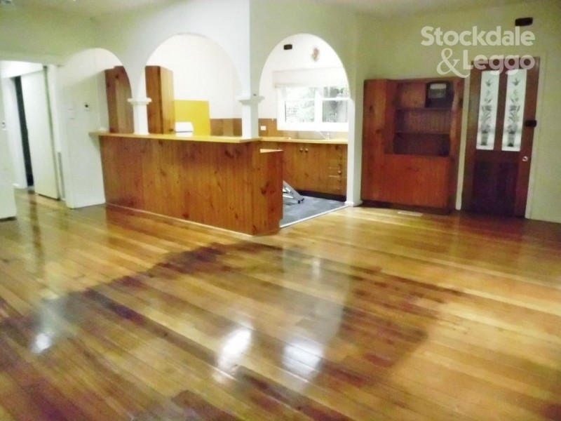 31 Viewhill Road, Cockatoo VIC 3781