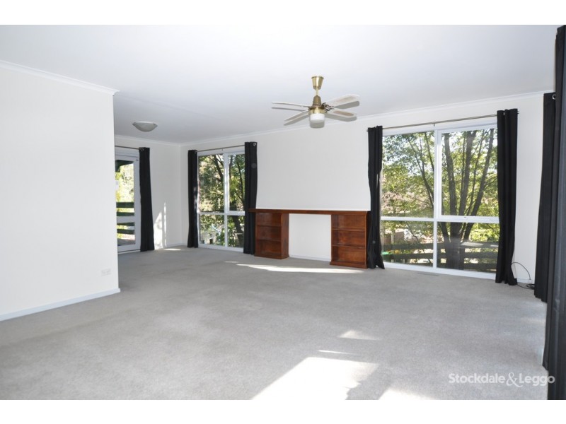 7 Belgrave Gembrook Road, Cockatoo VIC 3781