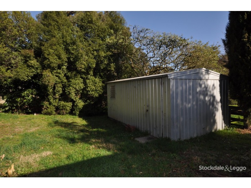 7 Belgrave Gembrook Road, Cockatoo VIC 3781