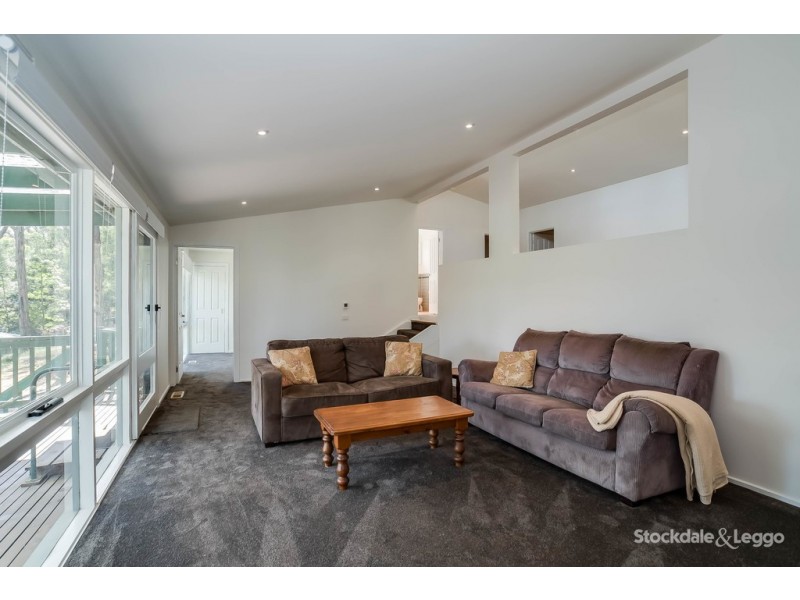 5 Glenvista Ave, Emerald VIC 3782