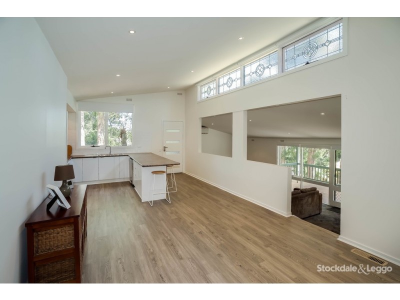 5 Glenvista Ave, Emerald VIC 3782