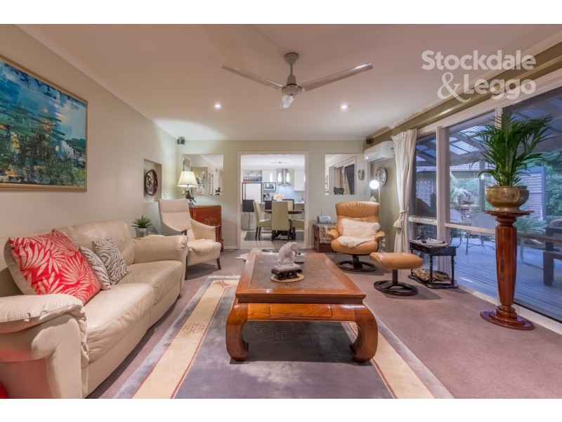 1 Paradise Avenue, Clematis VIC 3782