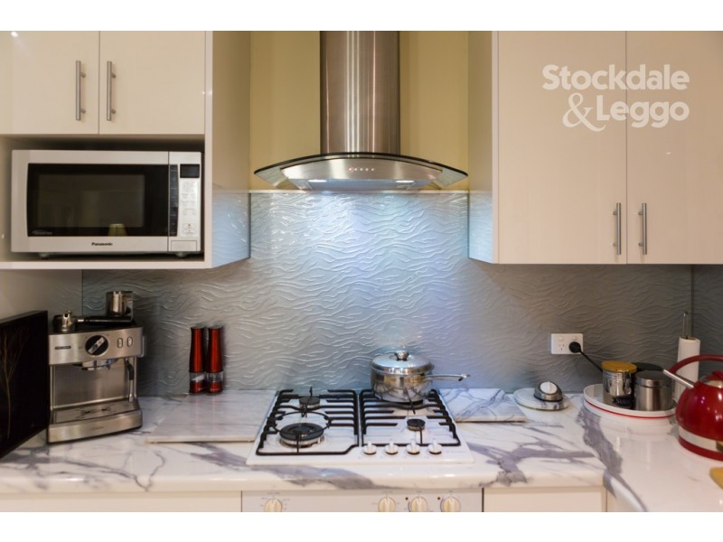 1 Paradise Avenue, Clematis VIC 3782