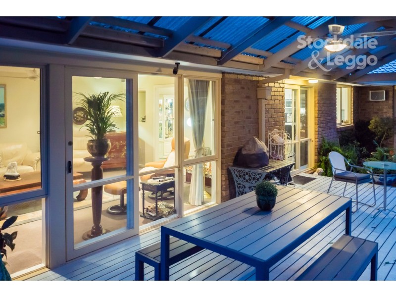 1 Paradise Avenue, Clematis VIC 3782