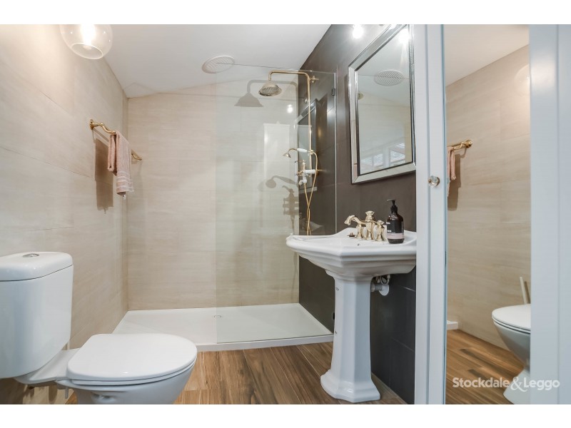3 Hillcrest Court, Cockatoo VIC 3781
