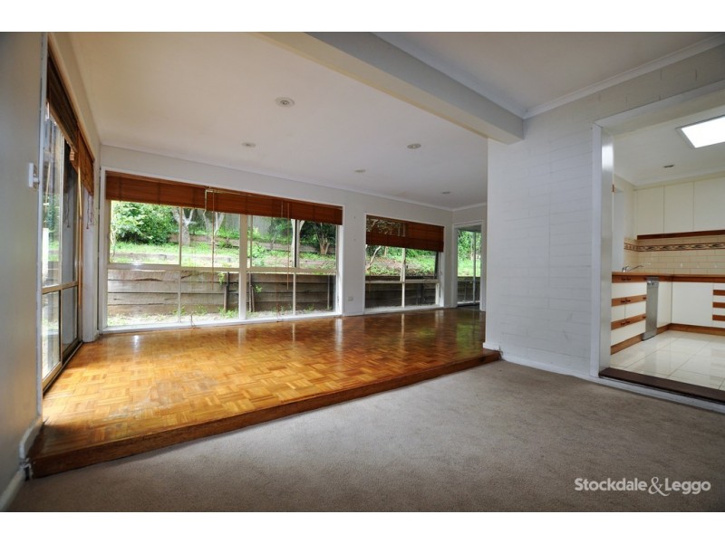 52 Ferres Road, Emerald VIC 3782