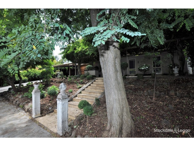 52 Ferres Road, Emerald VIC 3782