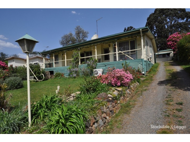 33 Station Road, Gembrook VIC 3783
