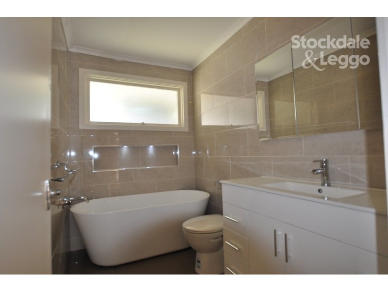 3 Fairway Road, Avonsleigh VIC 3782