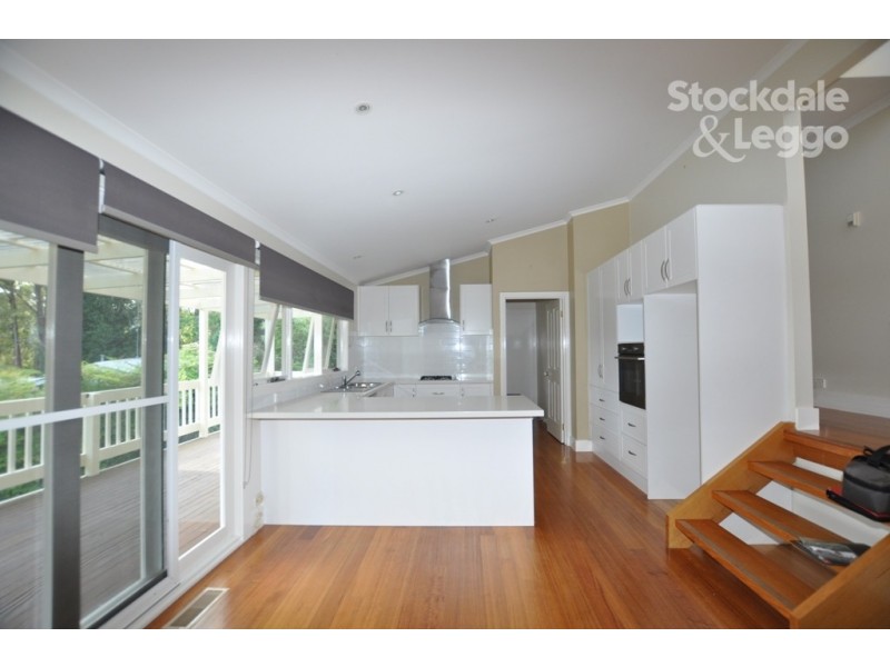 6 Fernshaw Road, Monbulk VIC 3793