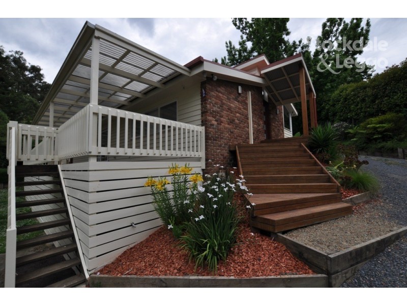 6 Fernshaw Road, Monbulk VIC 3793