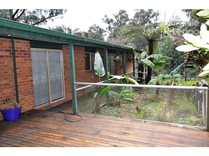 1 FernGully Road, Cockatoo VIC 3781