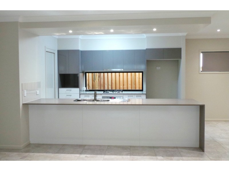 3 William Bray Parkway, Fitzgibbon QLD 4018