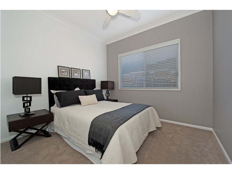42 Waterside Esplanade, Caboolture South QLD 4510