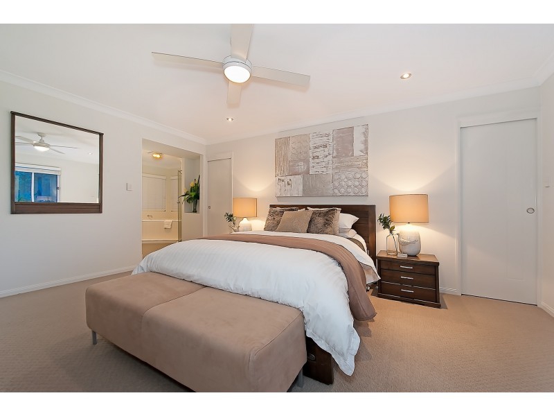 18 Kowari Crescent, North Lakes QLD 4509