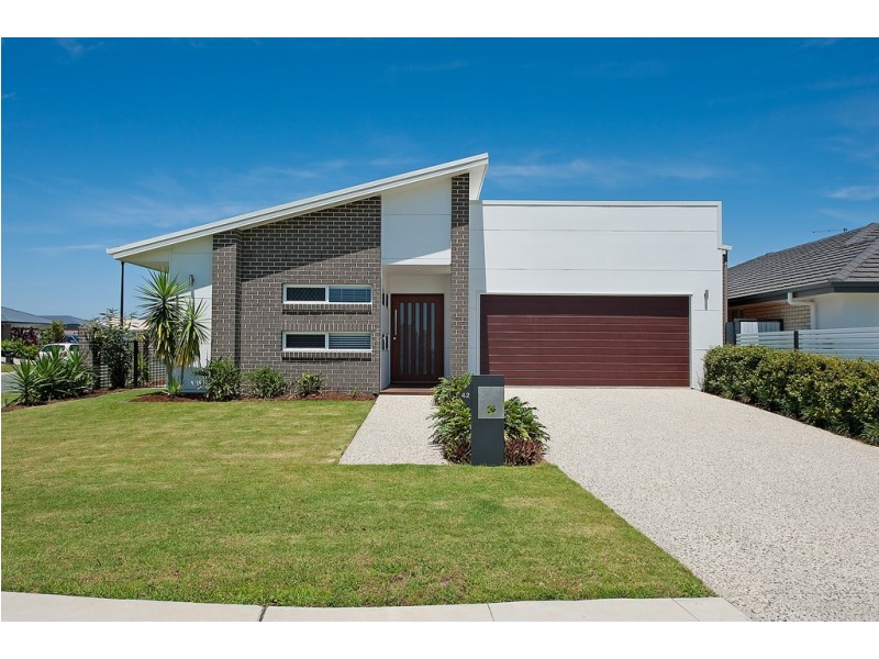 42 Waterside Esplanade, Caboolture South QLD 4510