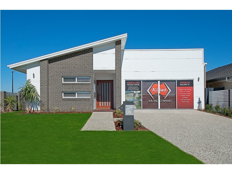 42 Waterside Esplanade, Caboolture South QLD 4510