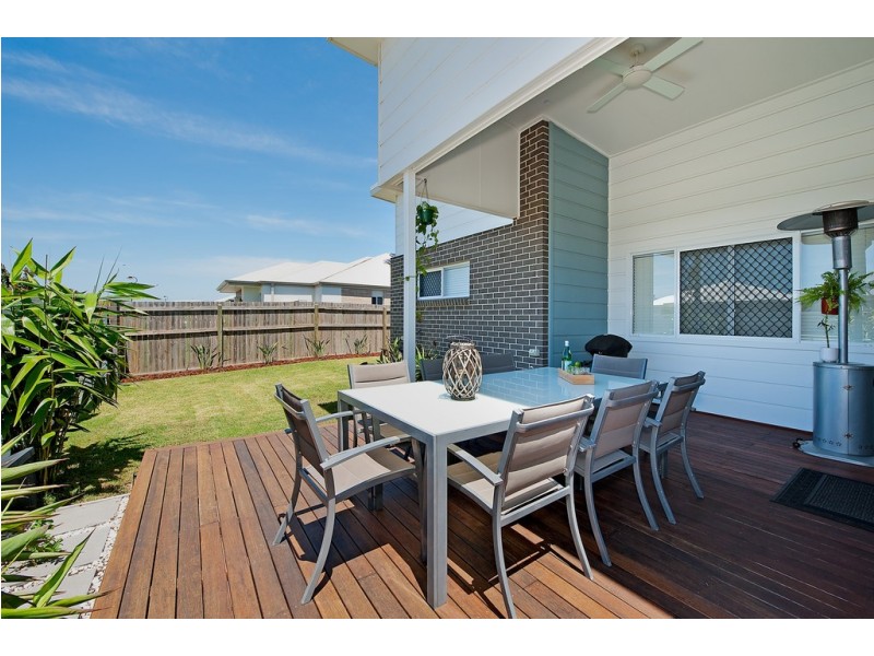 42 Waterside Esplanade, Caboolture South QLD 4510