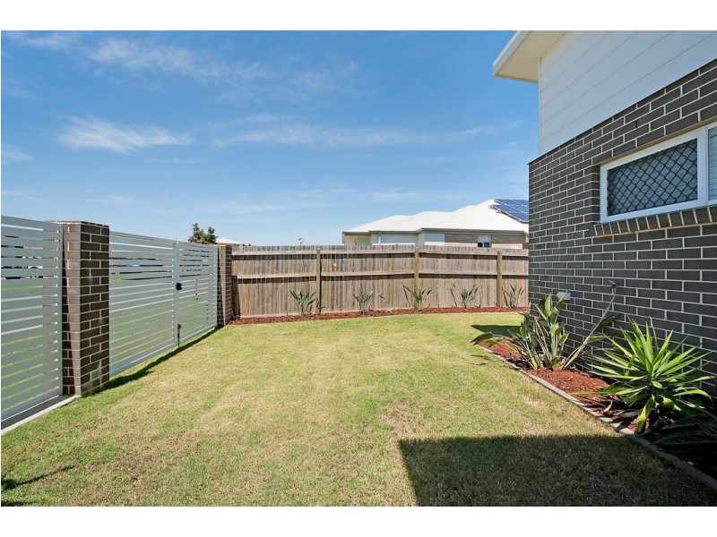 42 Waterside Esplanade, Caboolture South QLD 4510