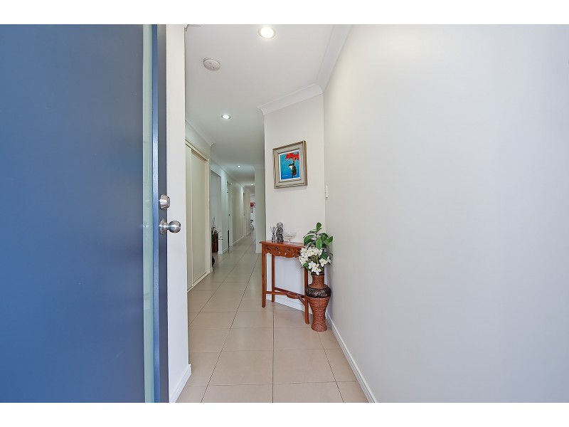 7 Carnarvon Cres, Fitzgibbon QLD 4018