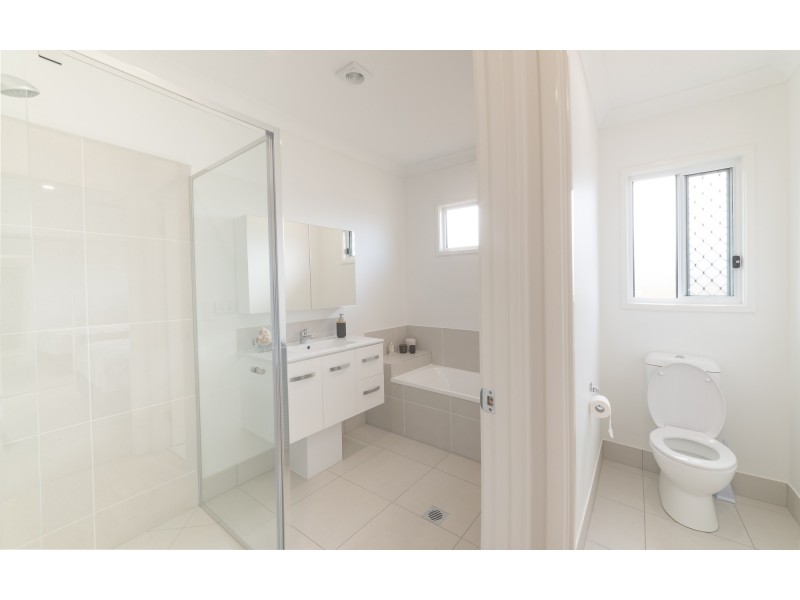12 Valentine circ, Deception Bay QLD 4508