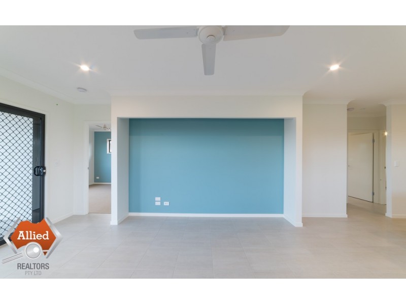 7 Casey st, Caboolture South QLD 4510