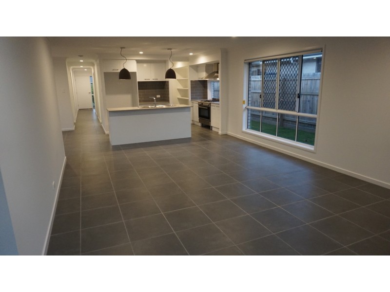 68 Raff Road, Caboolture South QLD 4510