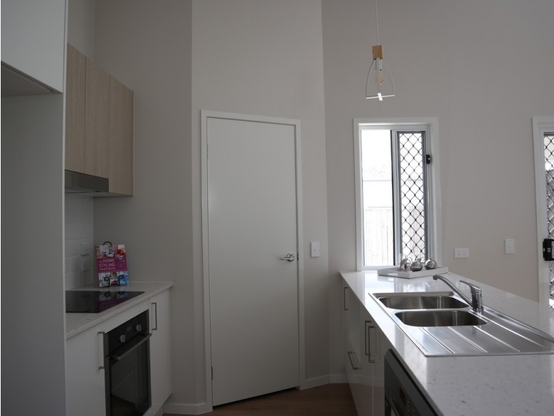 26 Seabreeze Circuit, Deception Bay QLD 4508