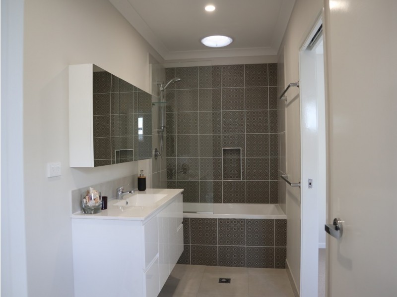 26 Seabreeze Circuit, Deception Bay QLD 4508