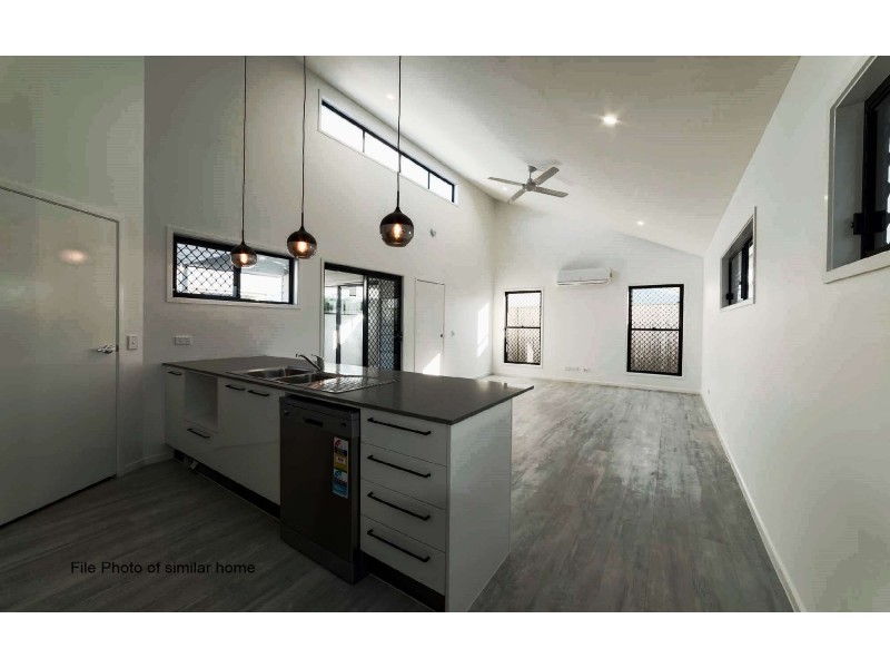 12 Seabreeze circ, Deception Bay QLD 4508
