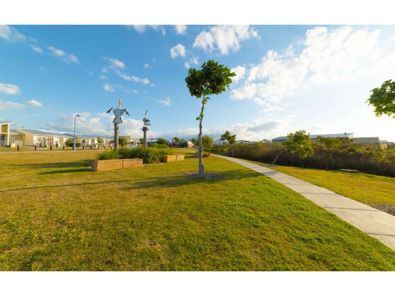 12 Seabreeze circ, Deception Bay QLD 4508