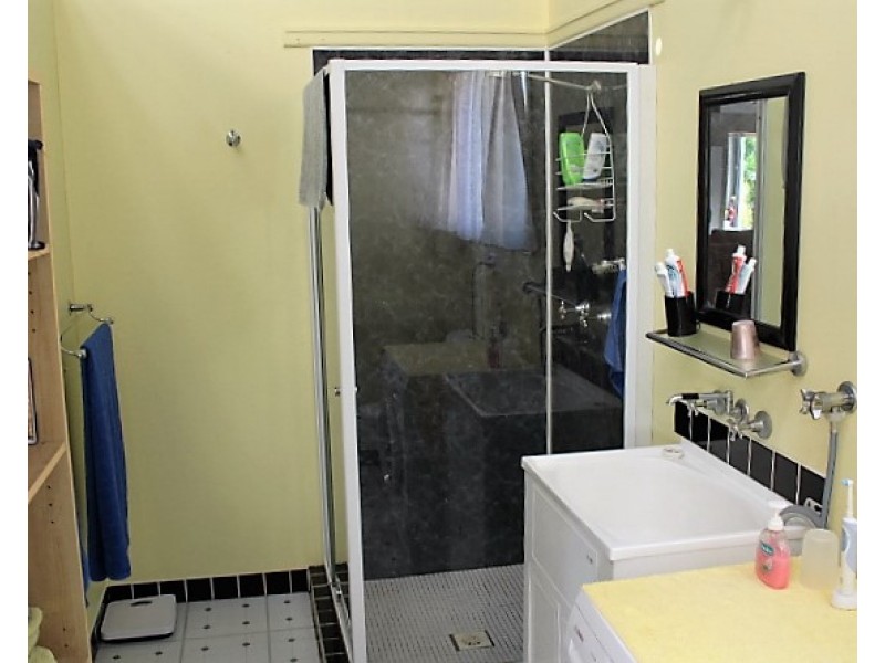 130 HH Innes Rd, Gin Gin QLD 4671