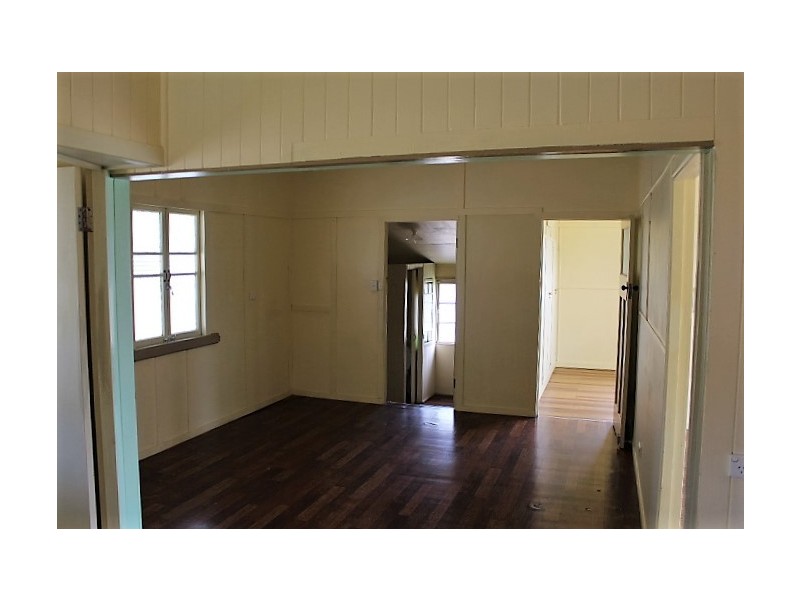 33 Horsecamp Rd, Gin Gin QLD 4671