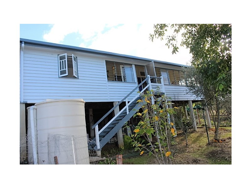 10 Morris Terrace, Gin Gin QLD 4671