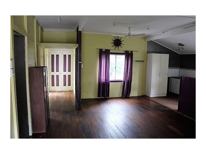 101 Rieck Street, Gin Gin QLD 4671