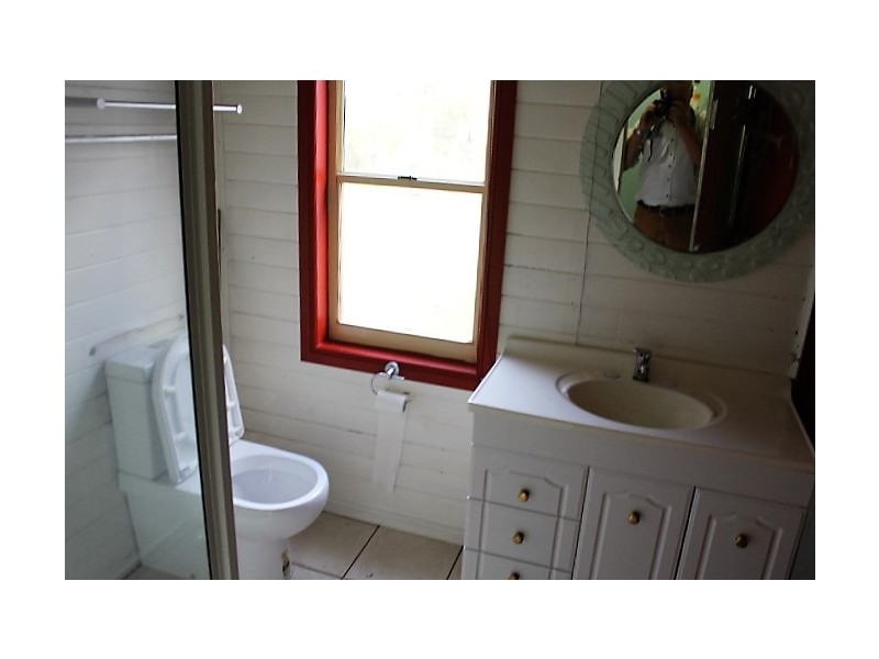 101 Rieck Street, Gin Gin QLD 4671