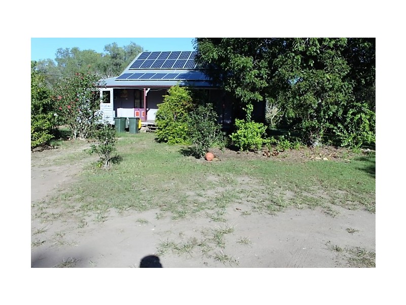 101 Rieck Street, Gin Gin QLD 4671