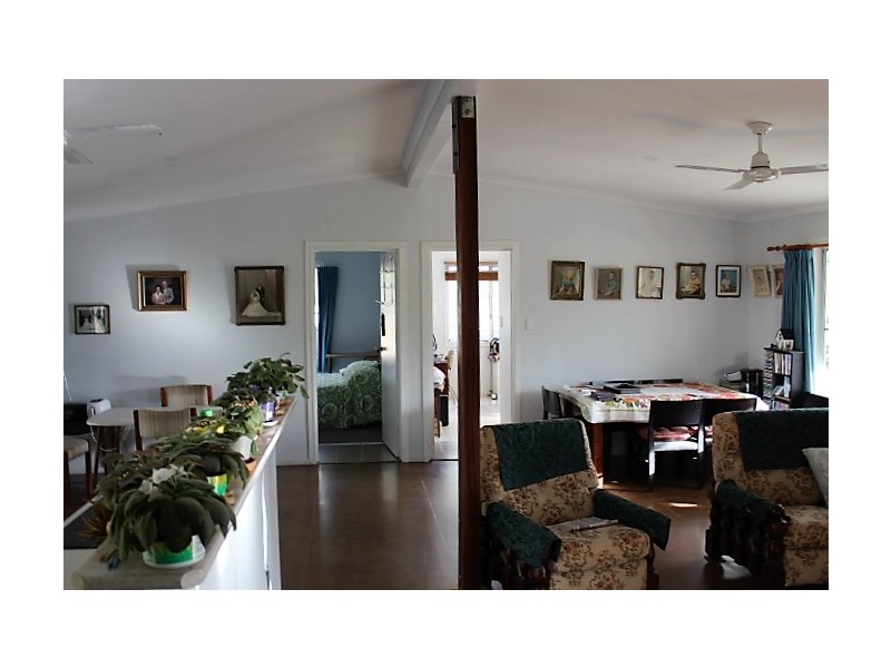 111 Rangeview Rd, Gin Gin QLD 4671