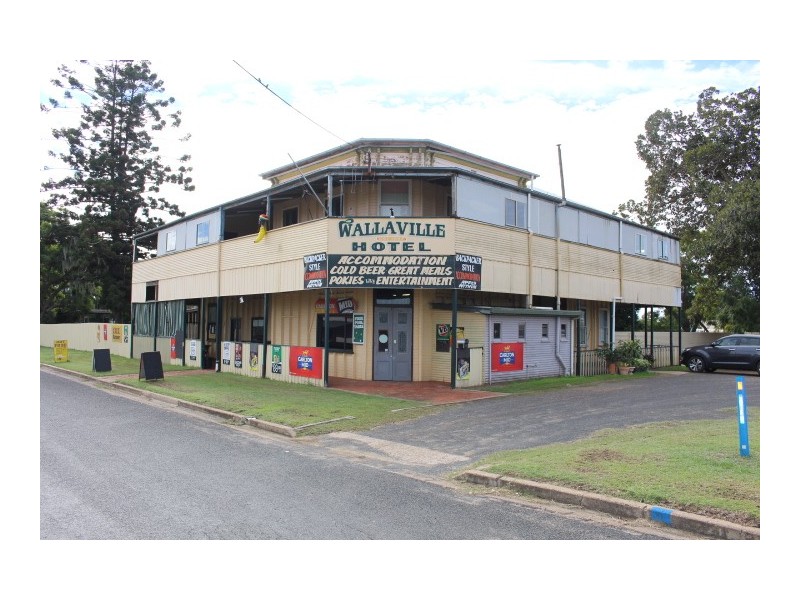 2 Mill St, Gin Gin QLD 4671