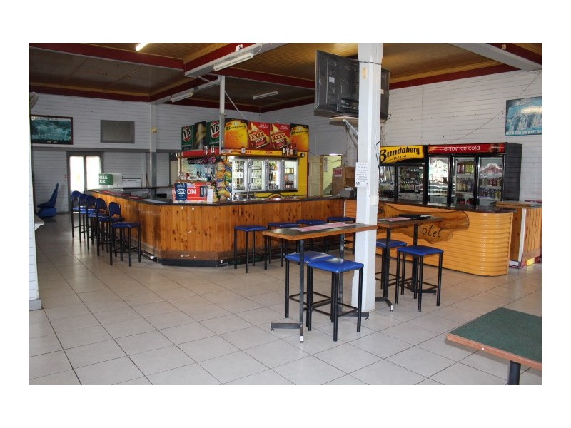 2 Mill St, Gin Gin QLD 4671