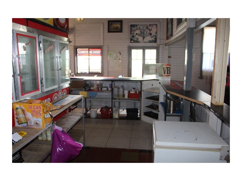 2 Mill St, Gin Gin QLD 4671