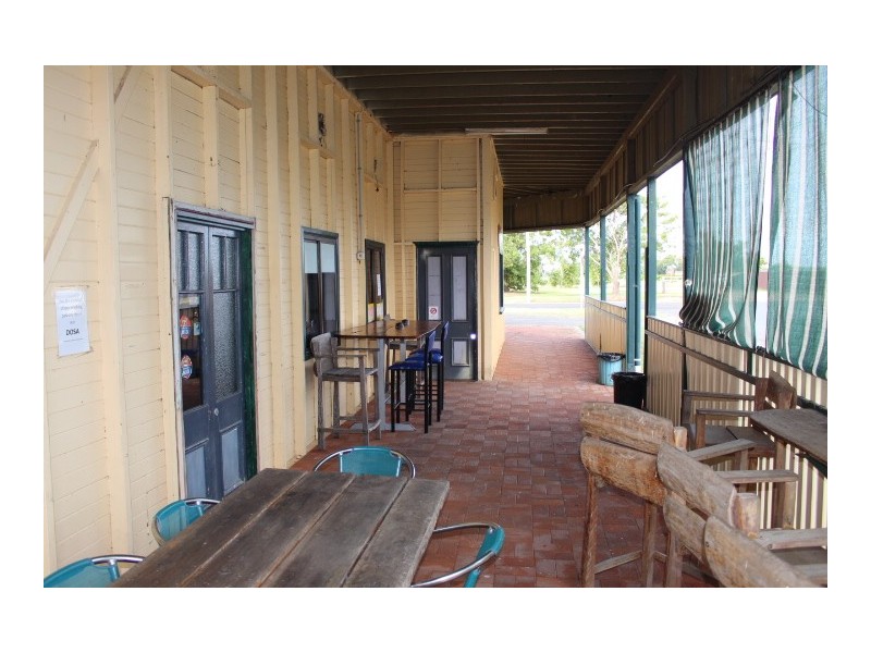 2 Mill St, Gin Gin QLD 4671