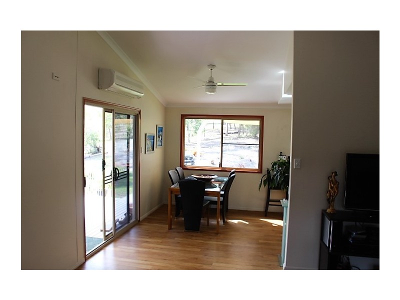 82 Bishops Rd, Gin Gin QLD 4671
