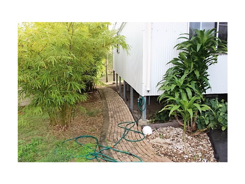 1195 Gin Gin Mt Perry Rd, Gin Gin QLD 4671