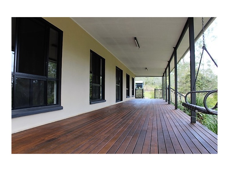 17 Hand Ct, Gin Gin QLD 4671