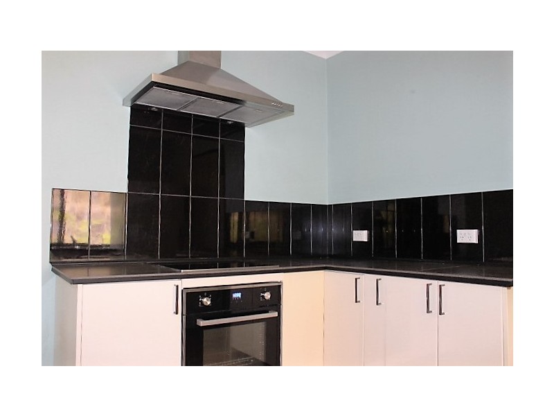 17 Hand Ct, Gin Gin QLD 4671