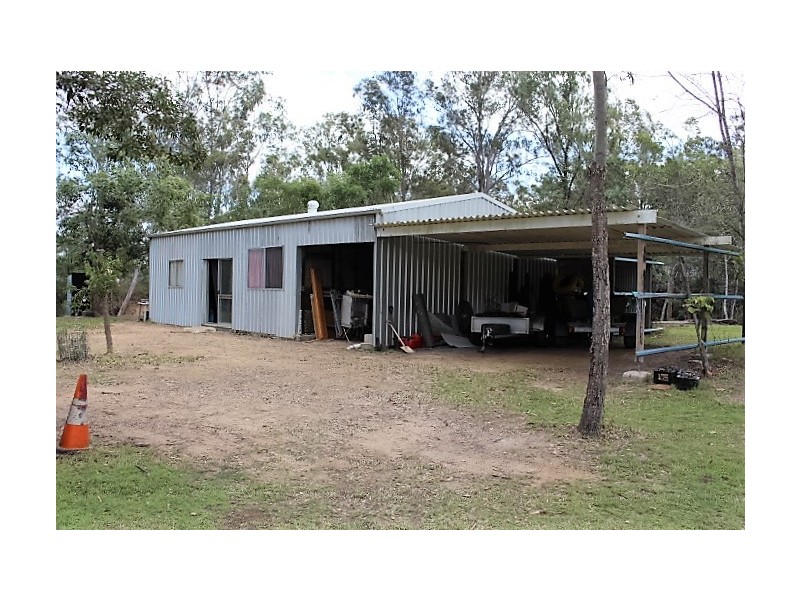 17 Hand Ct, Gin Gin QLD 4671
