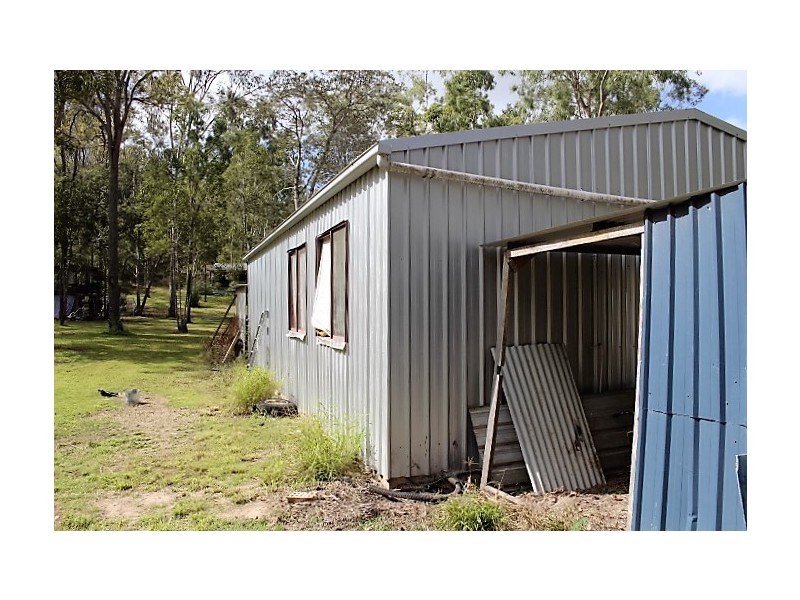 17 Hand Ct, Gin Gin QLD 4671