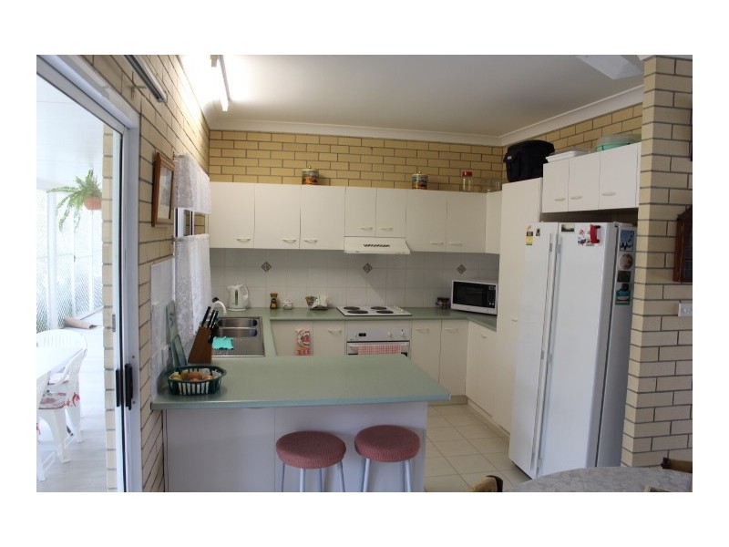 215 Friarbird Drive, Gin Gin QLD 4671