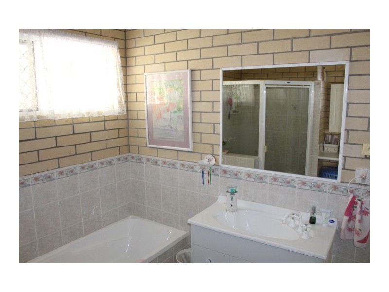 215 Friarbird Drive, Gin Gin QLD 4671